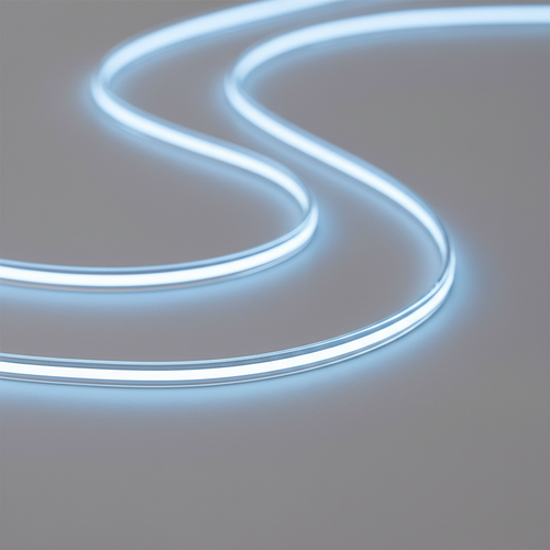 Prim-plan cu banda LED ambientala flexibila pentru masina